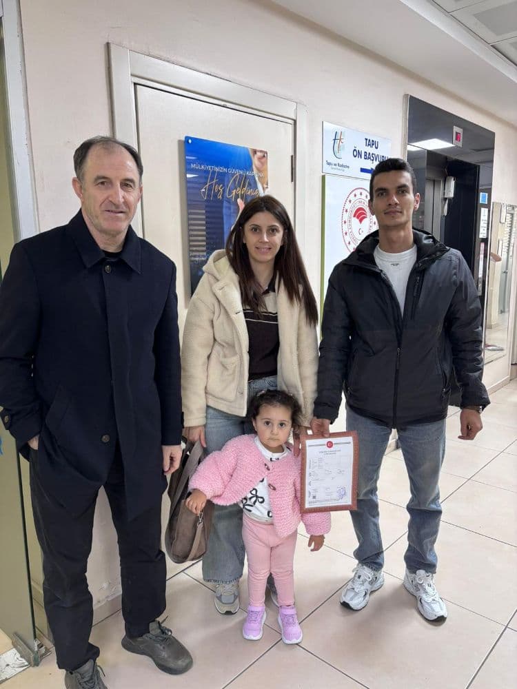 Tapu teslim gününden bir kare (43)