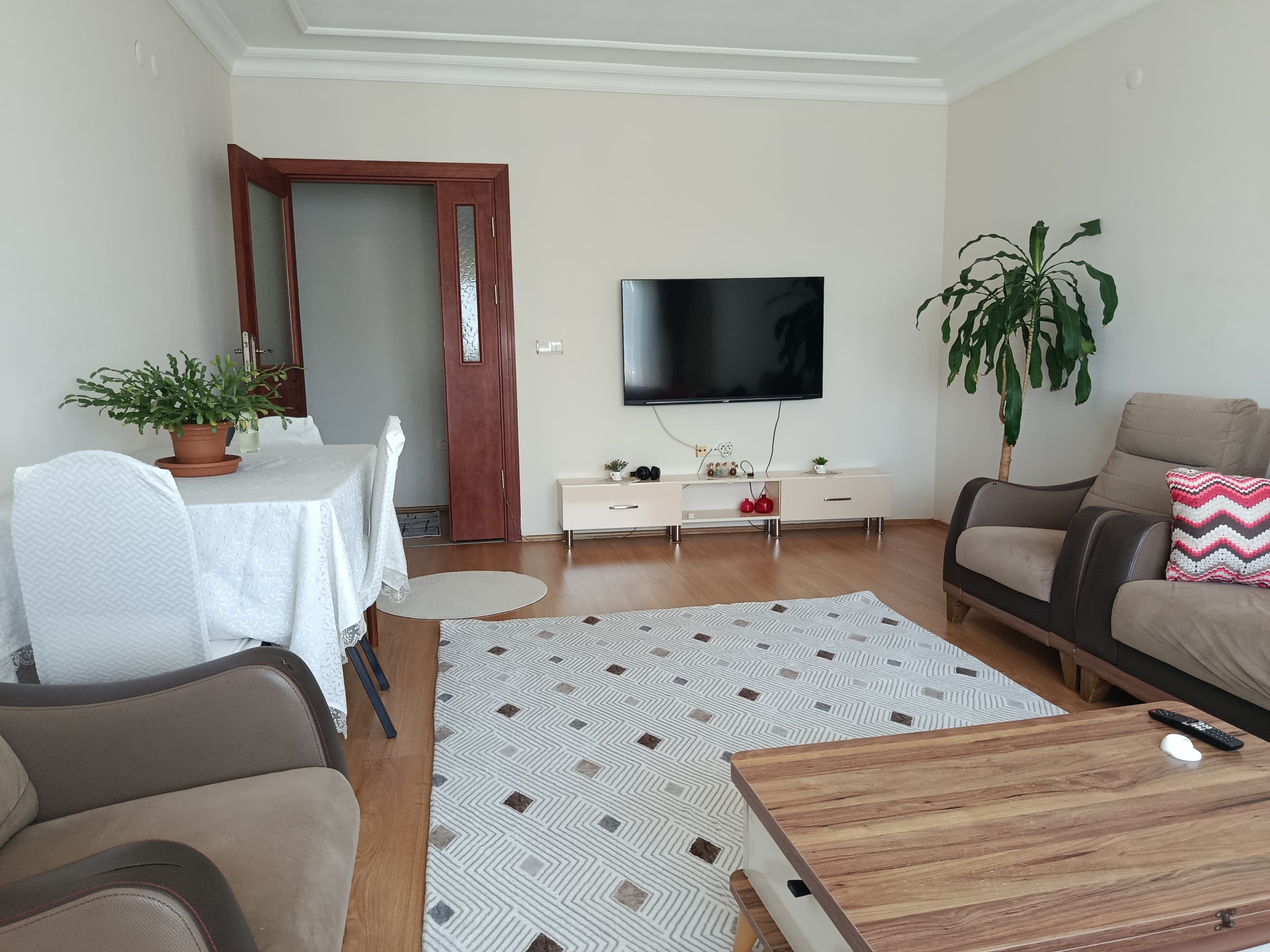 Hadımköy Tuğrakent Sitesi Temiz Ferah 3+1 Satılık Daire - Fotoğraf 1