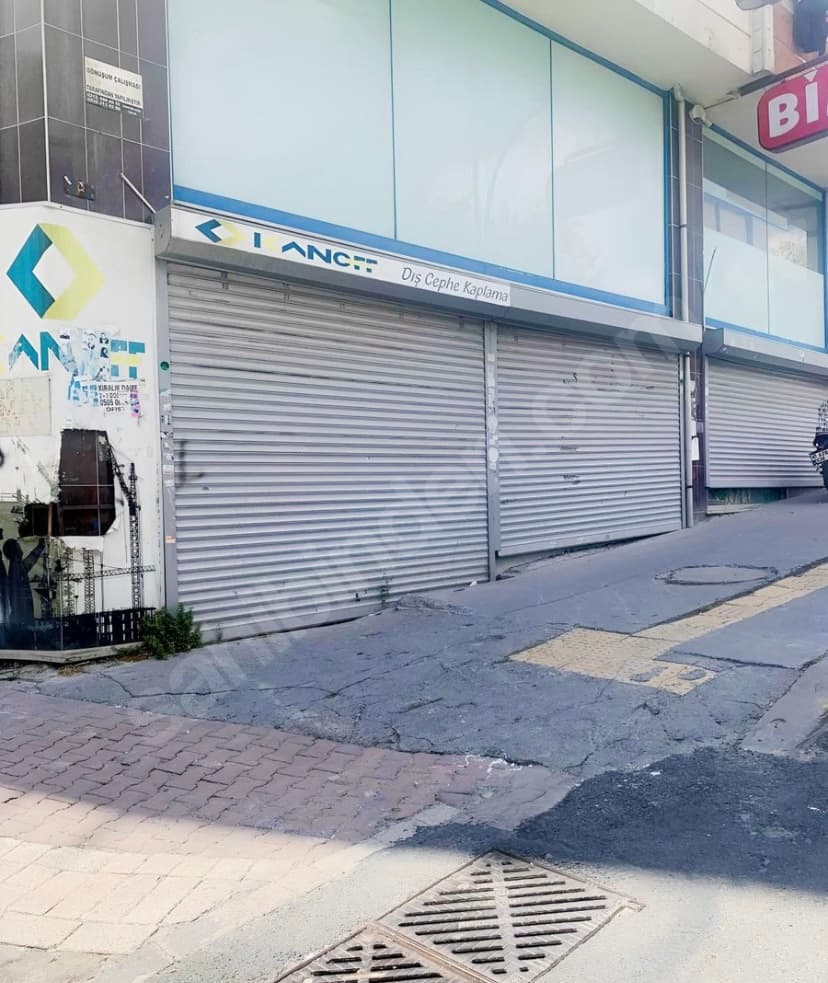 Esenyurt Kıraçta Satılık 447m2 Çok Amaçlı Dükkan