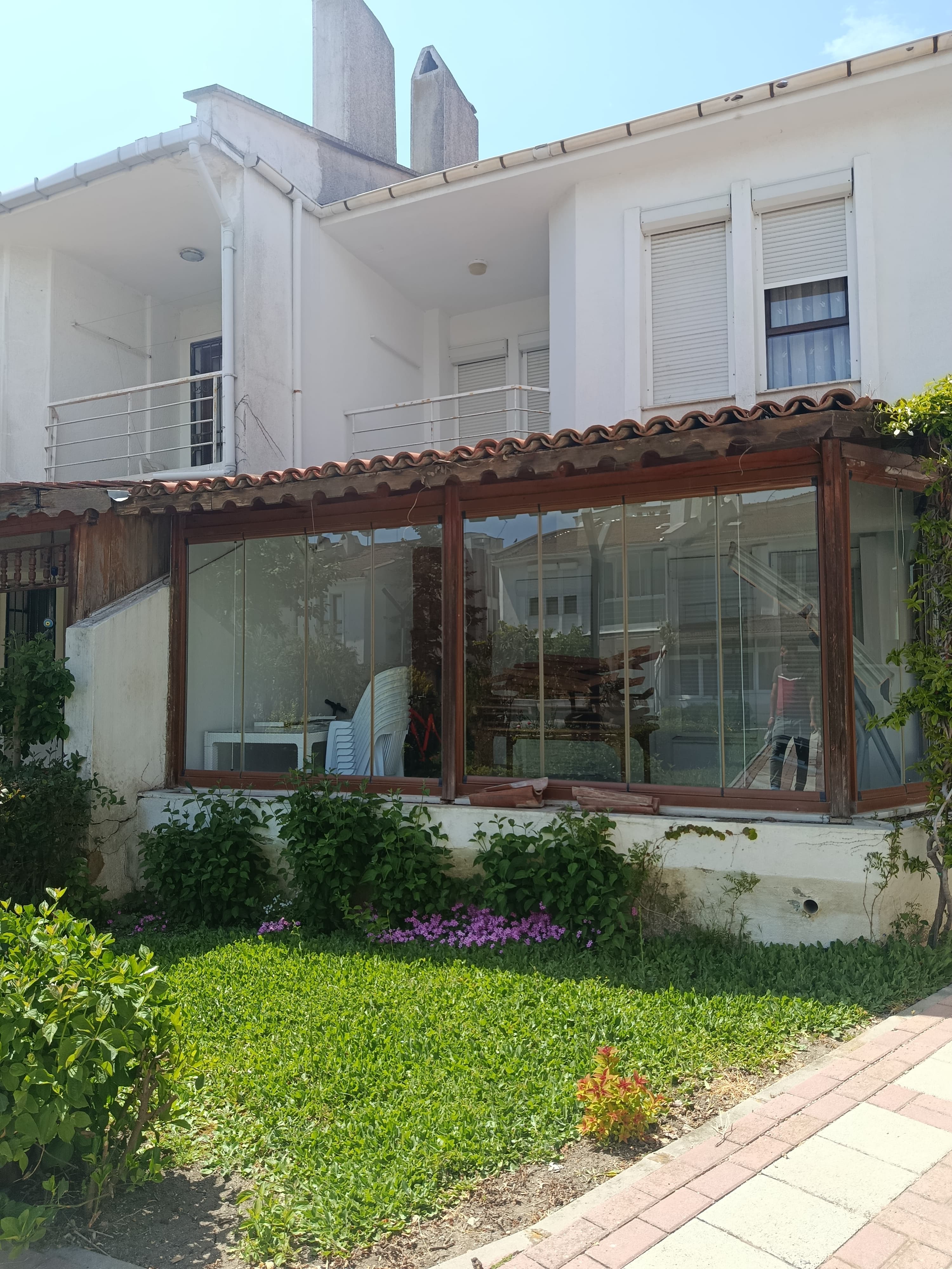 Büyükçekmece Celaliye De Satılık Eşyalı 5+1 Villa - Fotoğraf 1
