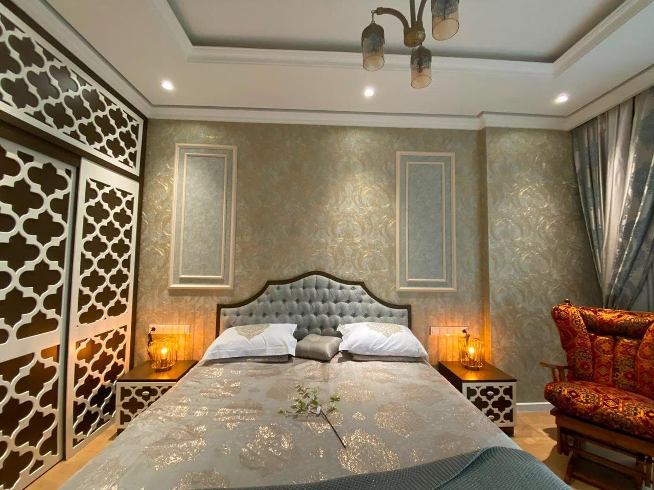 Batışehir Sitesinde Satılık Temiz 4+1 Daire Manzaralı - Fotoğraf 1