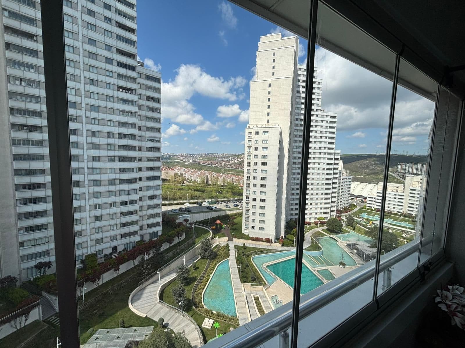 Bahceşehir 2.kısım Spradon Vadi Evleri - Fotoğraf 1