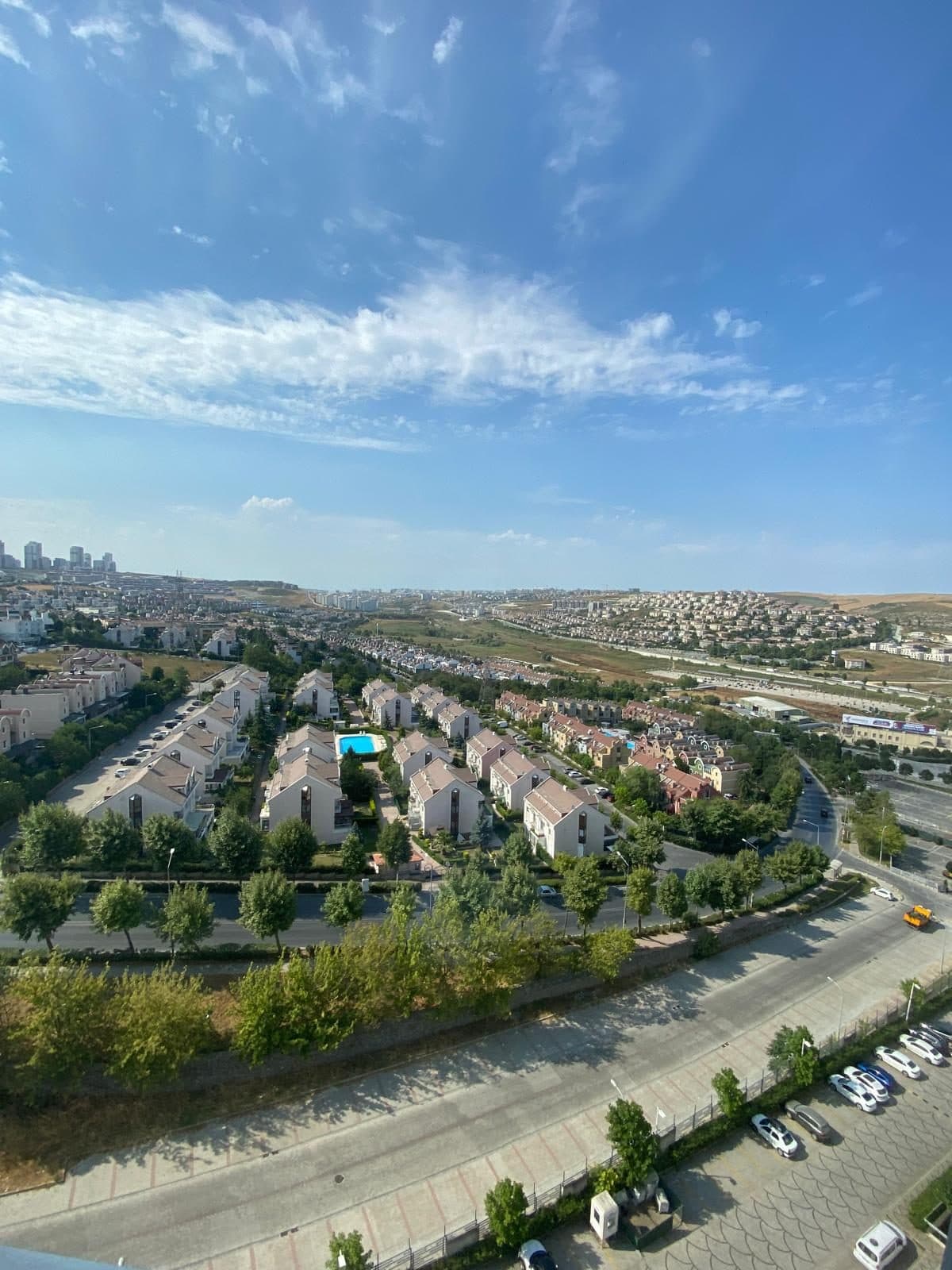 Spradon Vadi Evlerinde Satılık 1+1 Boş Eşyalı Ara Kat - Fotoğraf 1