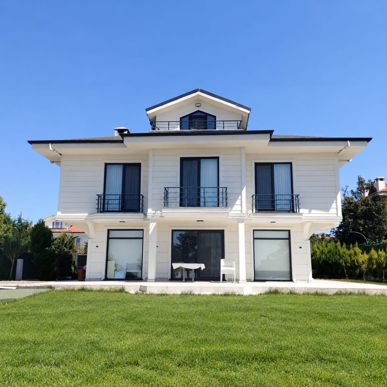 Silivri Çanta Göl Konakları 5+1 Satılık Villa