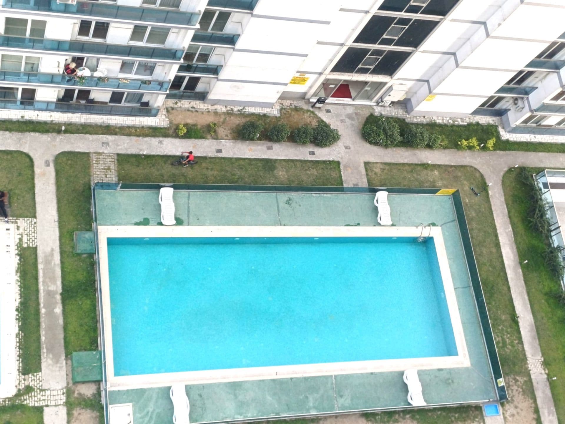 Esenyurt Akevler Fly Salmıya Peyzaj Havuz Man 2+1 Satıl - Fotoğraf 1