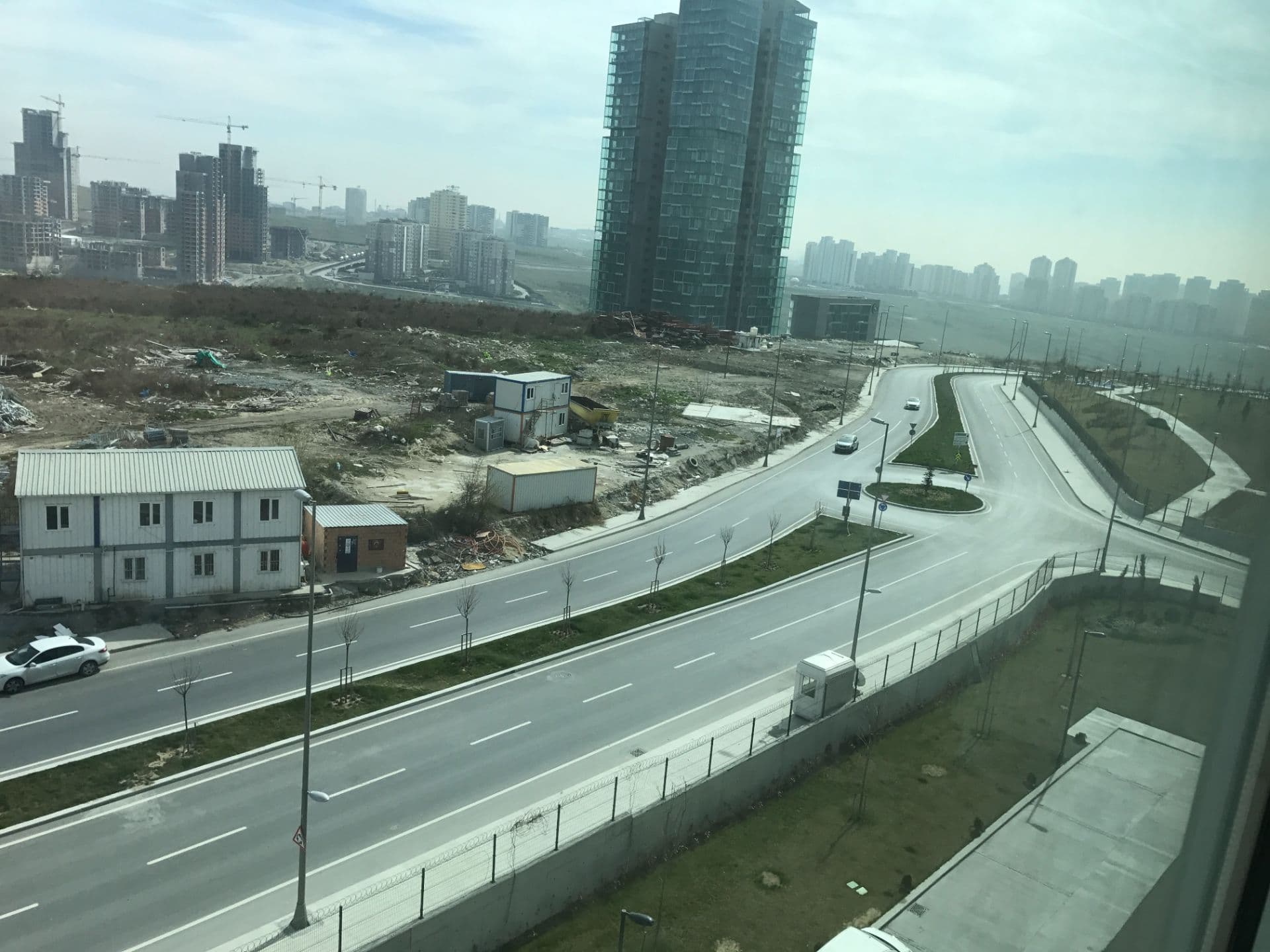 Bahçeşehir Vaditepe 3.bölge Ara Kat B Blok 3+1 163m2 - Fotoğraf 1
