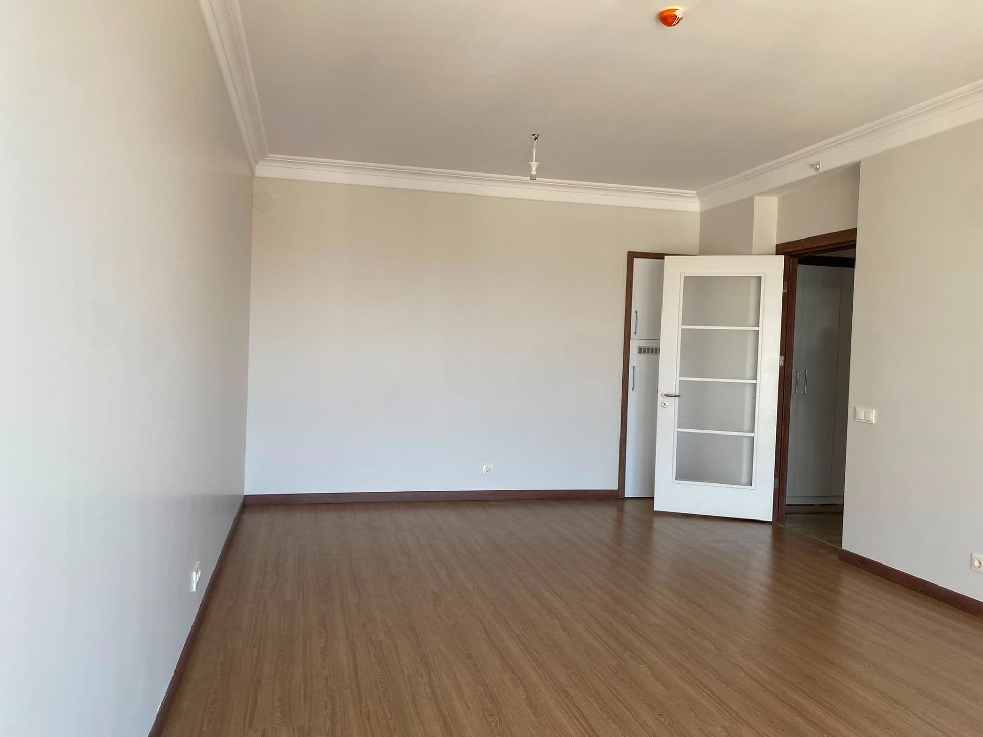 Bizim Evler 6 Metro 128m2 Boş 2+1 45.000 Tl - Fotoğraf 1