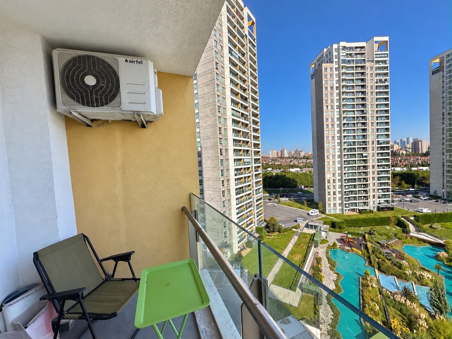 Göl Panoramada Şahane Manzara Satılık 2+1