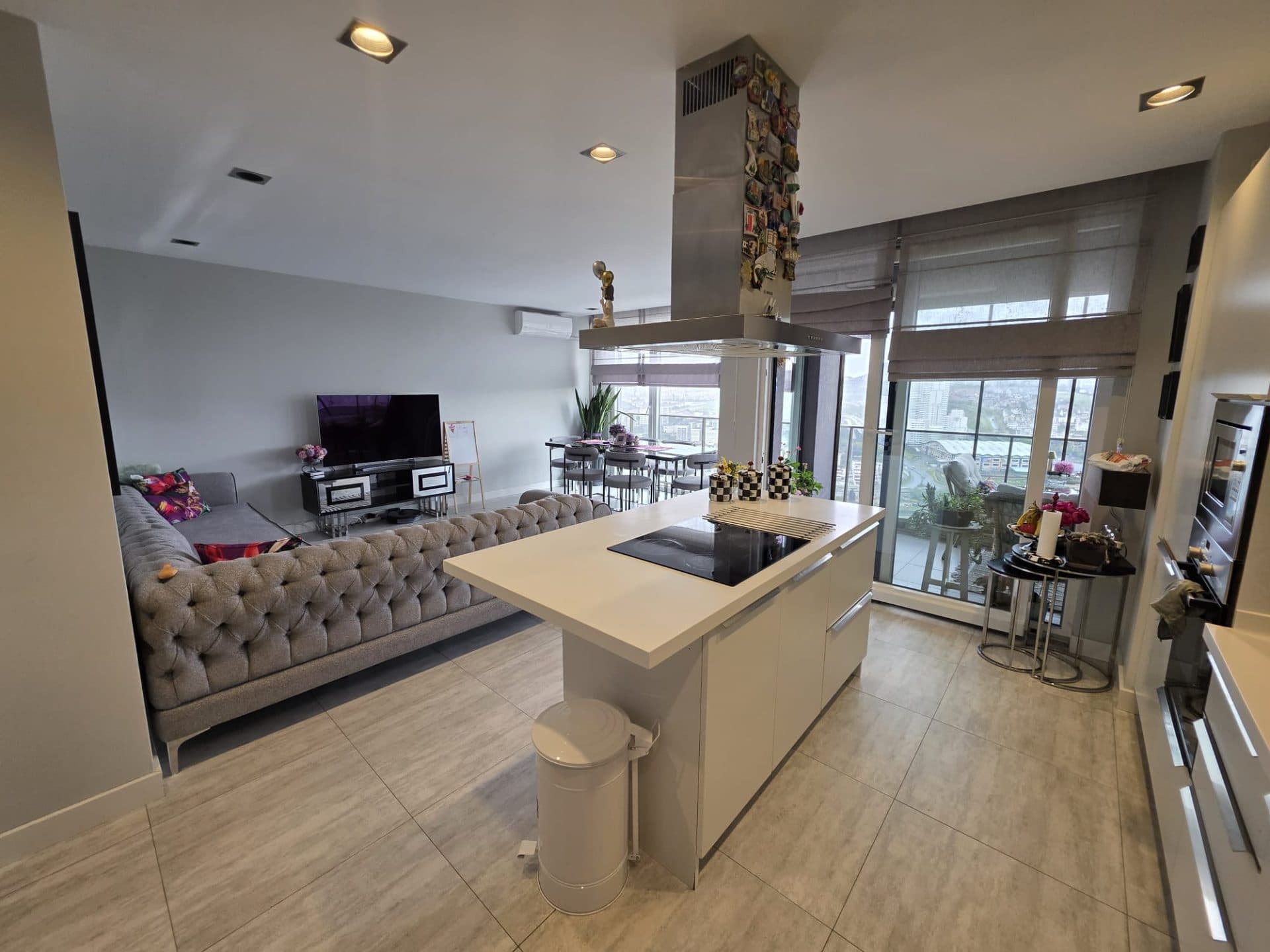 Bahçeşehir Konakları Vadi Manzaralı Satılık 4+1