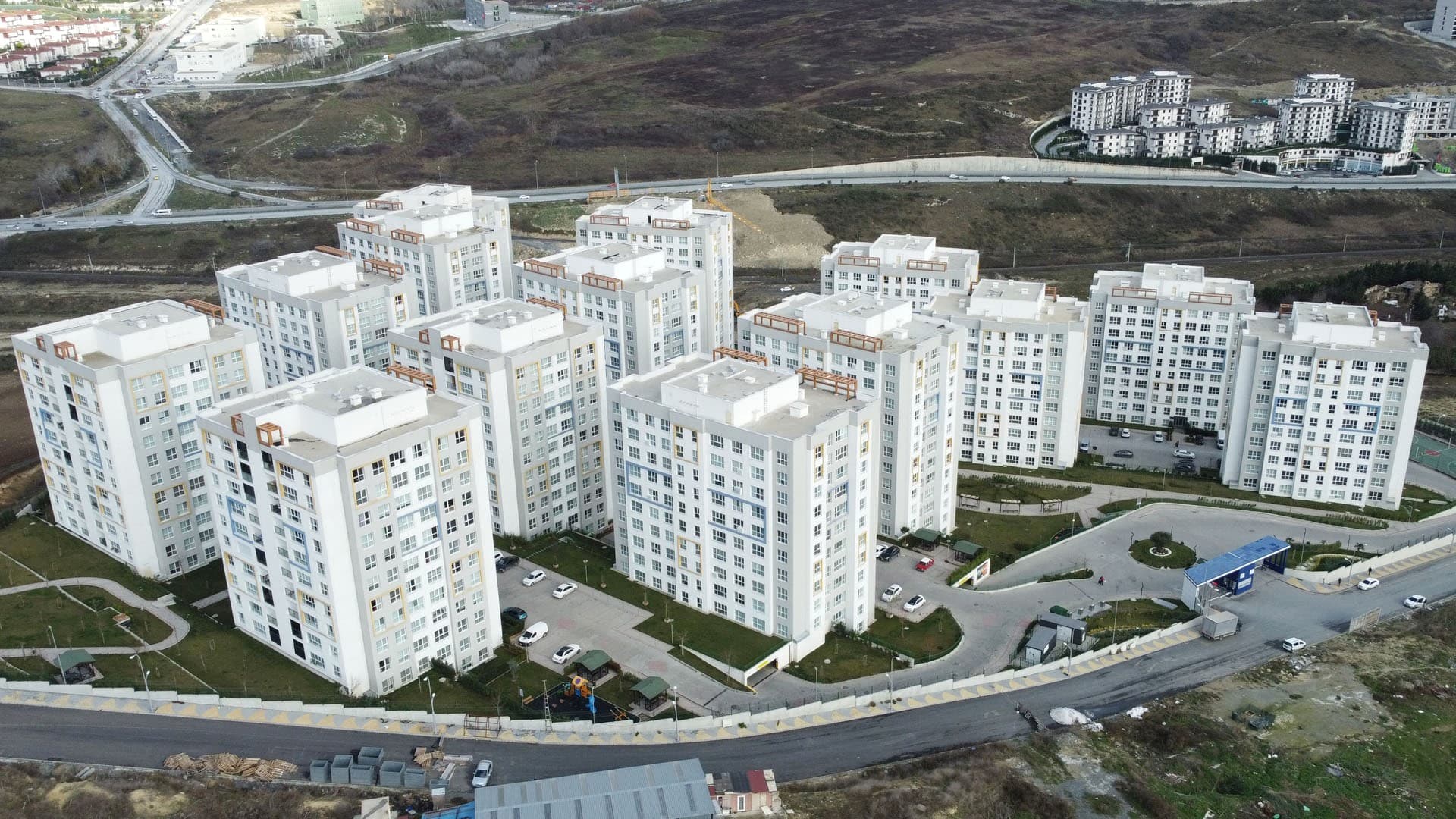 Başakkent Gölet Sitesi Doğu Cephe Satılık 2+1 Daire - Fotoğraf 1